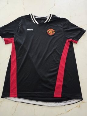 Manchester United Men's Medium Extra Large MUFC Soccer Jersey Red / Black